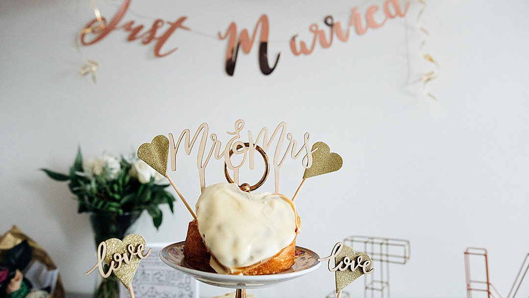 Wedding Cake - London elopement wedding