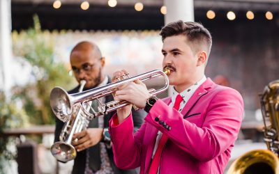 How to find and book your wedding entertainment